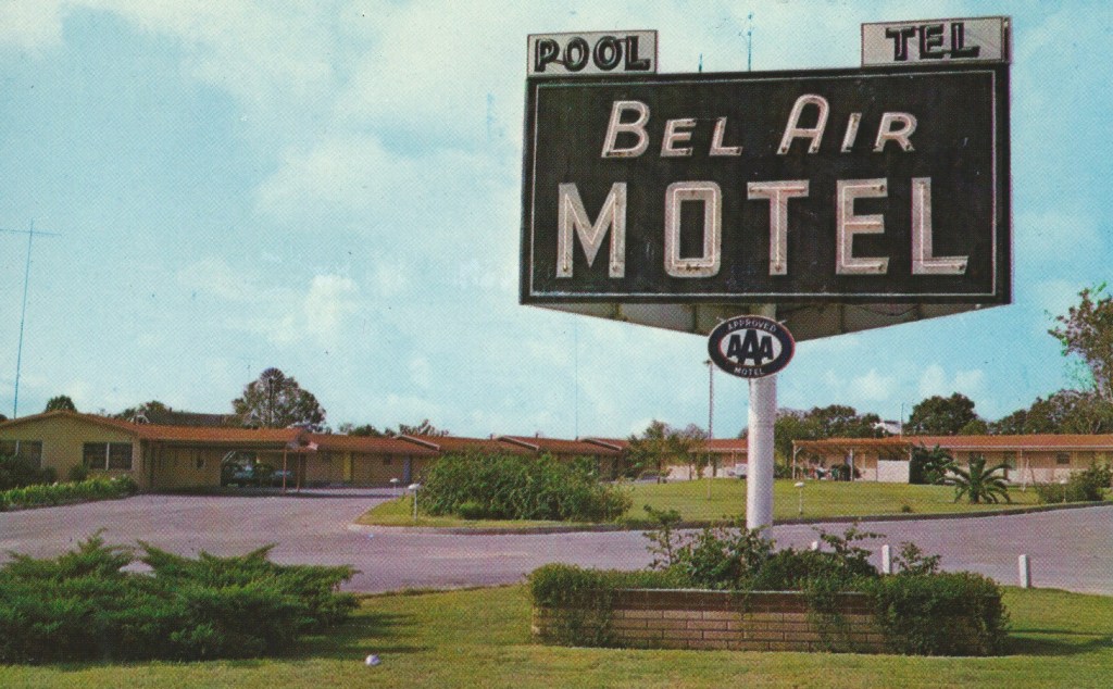 Bel Air Motel – Hallettsville,&nbsp;TX